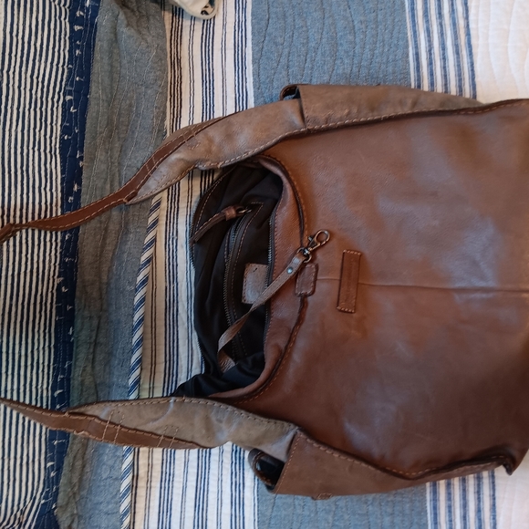 THE FRYE COMPANY FRYE BAG - Picture 10 of 16